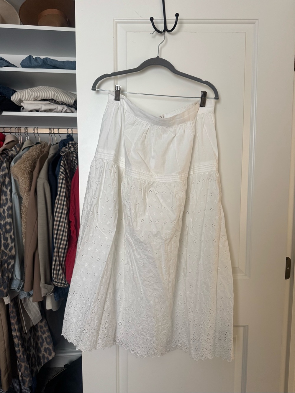 GAP X DOEN WHITE EYELET SKIRT - Picture 2 of 3